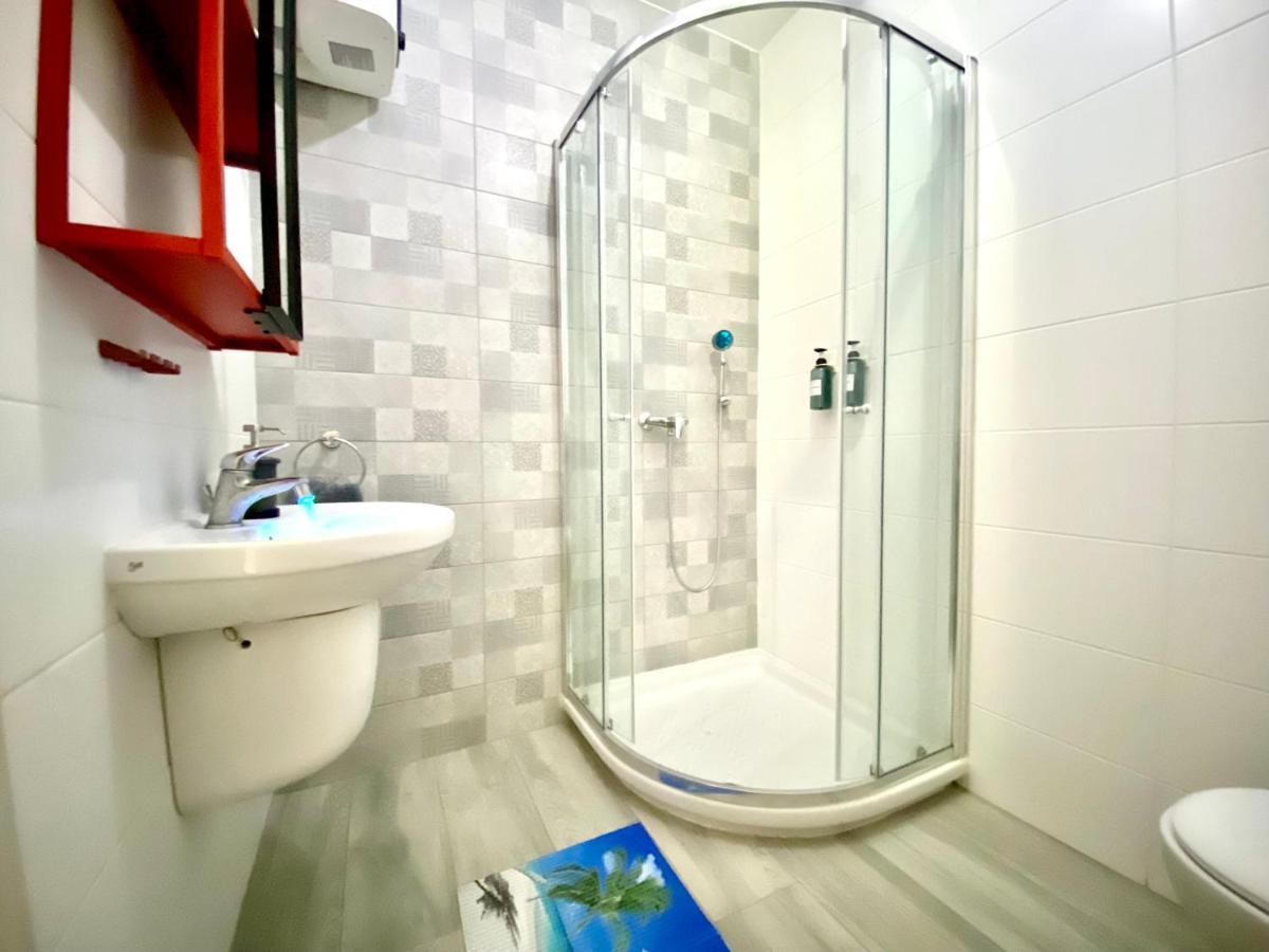 Central- Private En-Suite With Balcony In Shared Residence Pietà Exteriér fotografie